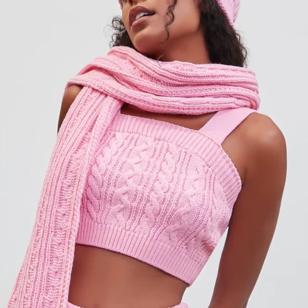 Forever 21 x Panatone Crop Top